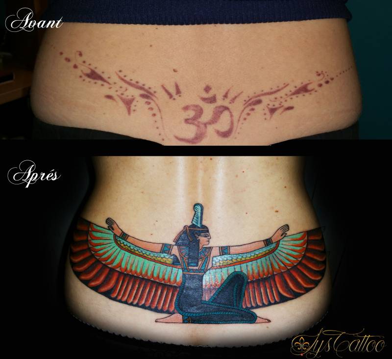 recouvrement d'un ancien tatouage pour le cacher sous un nouveau déesse maat tatou type égyptien en couleur, magnifique cover à Bordeaux